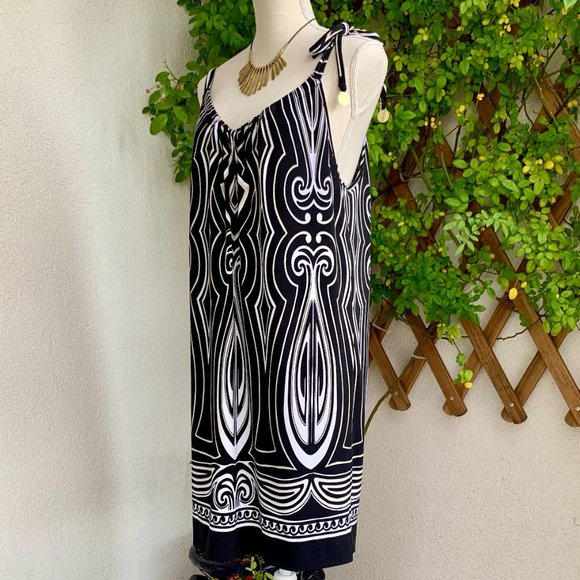 White House Black Market Geometric Sleeveless Black White Tan Shift Dres… - Picture 3 of 10